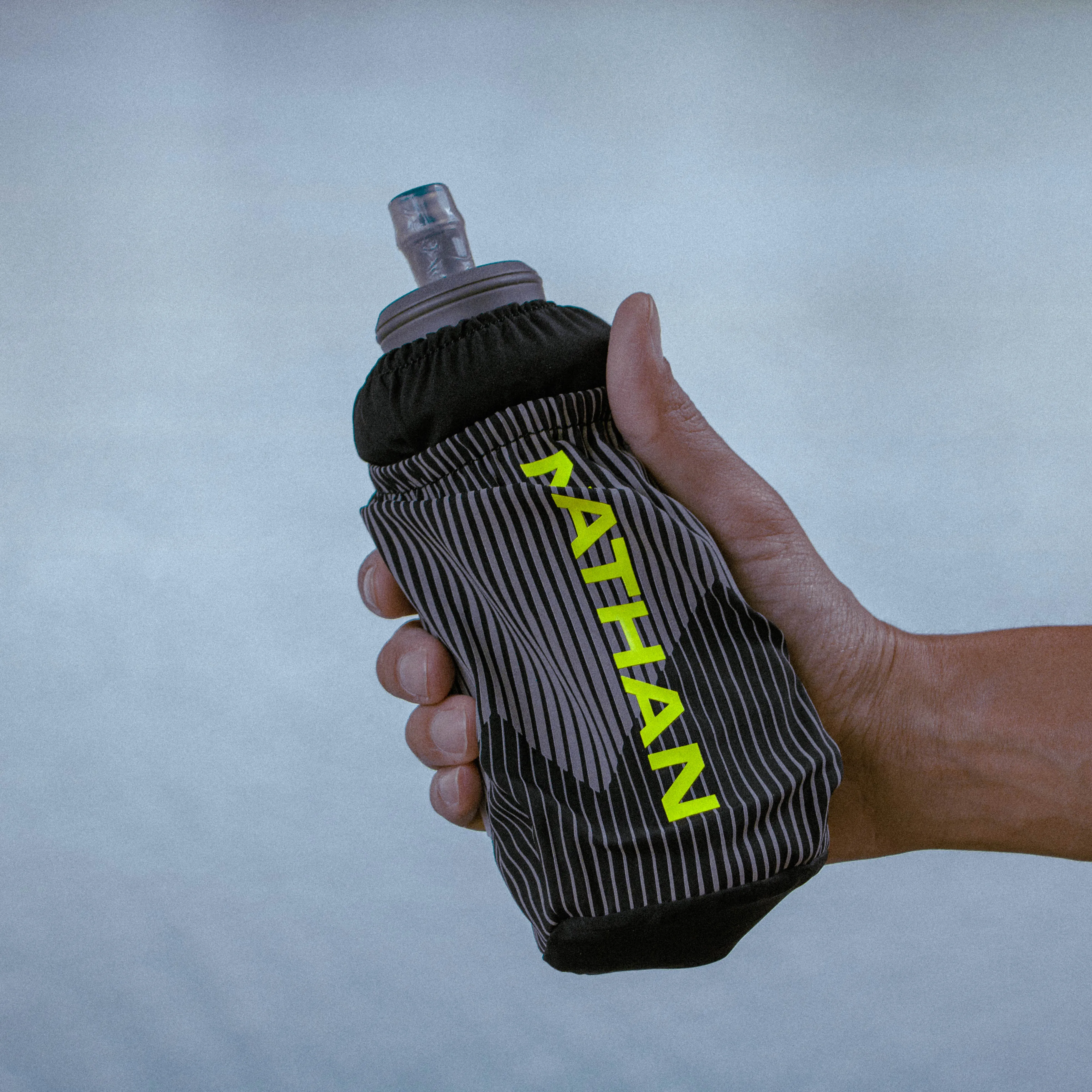 ExoDraw 2.0 Insulated 18oz Handheld