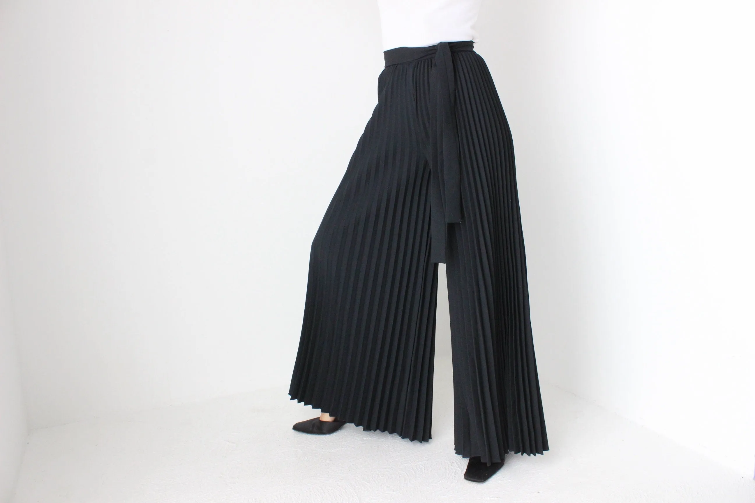 Incredible 70s Pleated Crepe 1 METRE Wide Bell Bottom Flares
